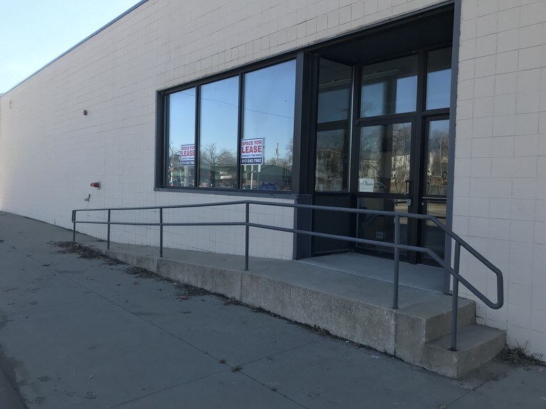 More Photos Of 1220 Main St, Keokuk Freestanding For Sale