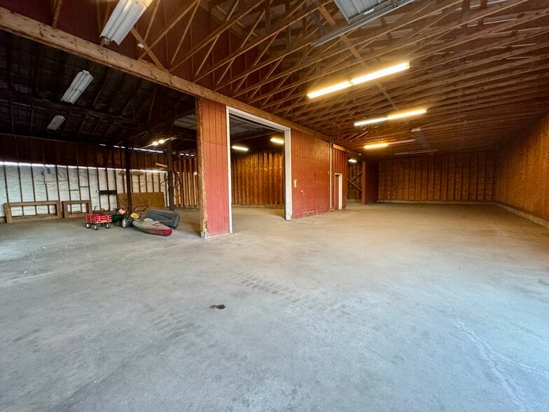 More Photos Of 75 VT-123, Westminster Restaurant For Sale