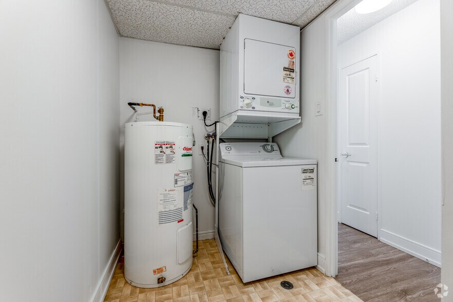 More Photos Of 340 Colborne St, London Apartments For Lease