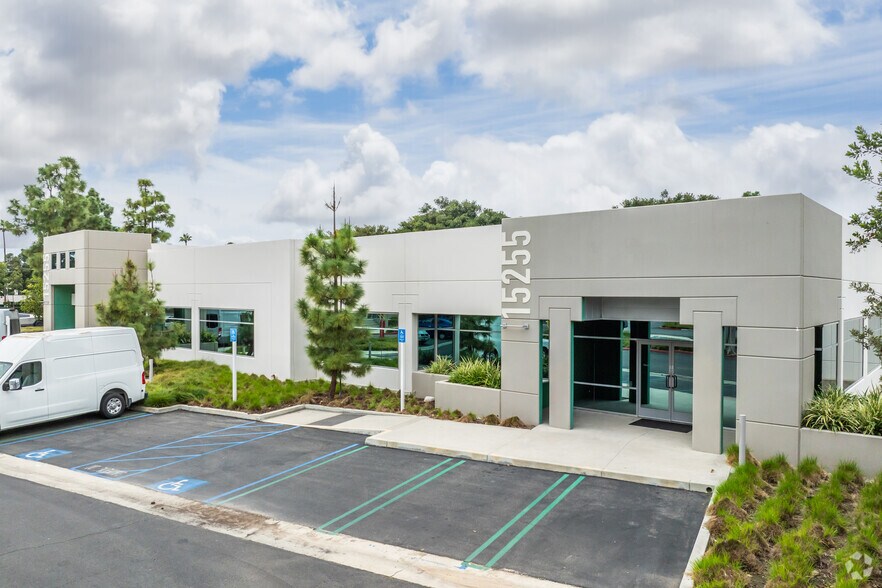Primary Photo Of 15255 Alton Pky, Irvine Research And Development For Lease