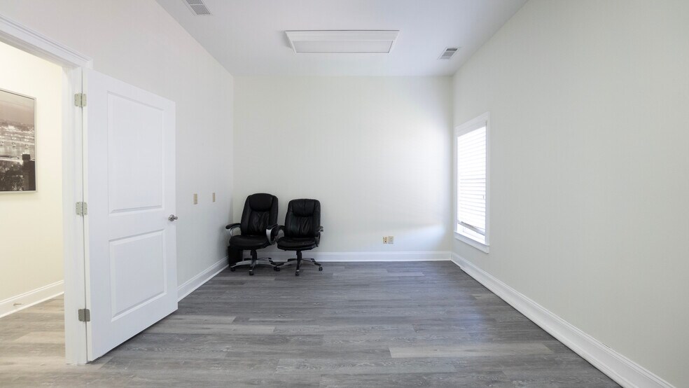 More Photos Of 1325 Satellite Blvd, Suwanee Office For Sale