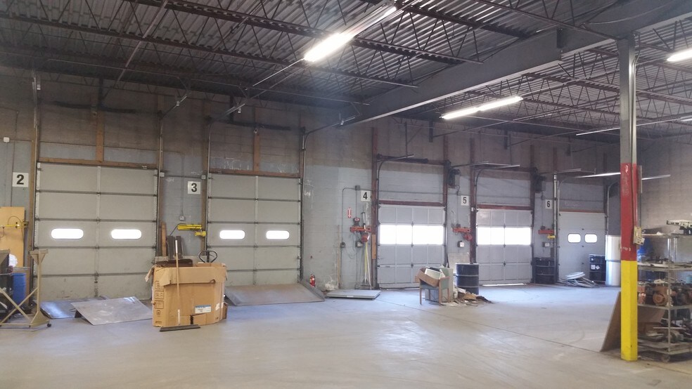 More Photos Of 81 Fitzgerald Dr, Jaffrey Light Manufacturing For Lease