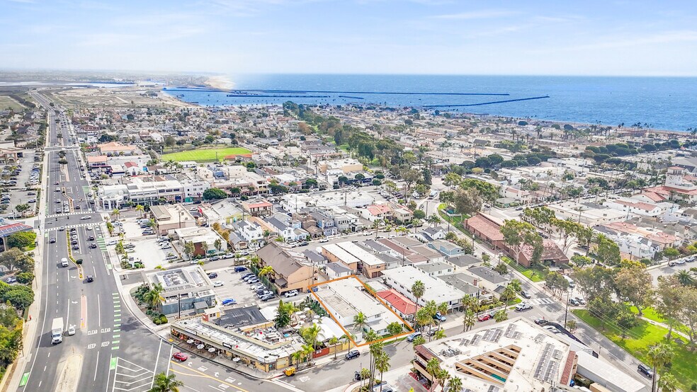 More Photos Of 320 7th St, Seal Beach Apartments For Sale