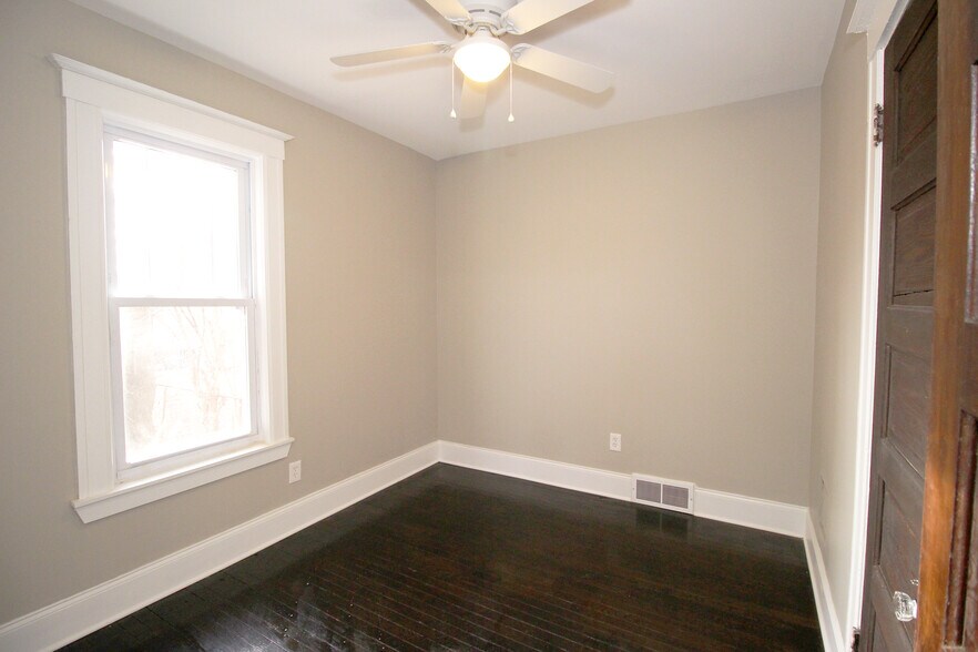 More Photos Of 7501 Dunedin St, Detroit Apartments For Sale