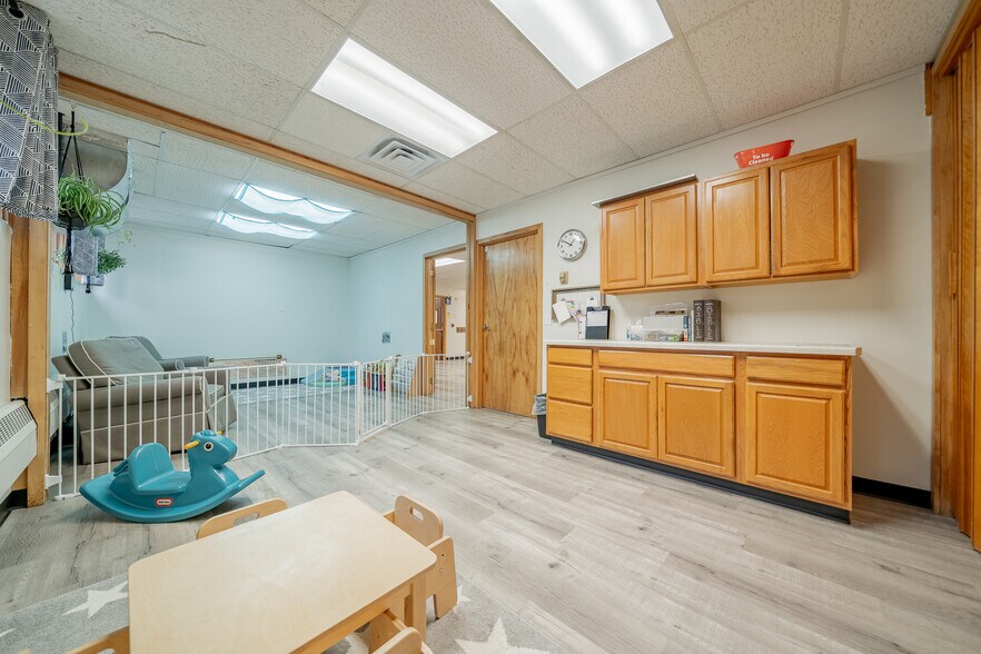 More Photos Of 1331 High Ave, Oshkosh Religious Facility For Sale