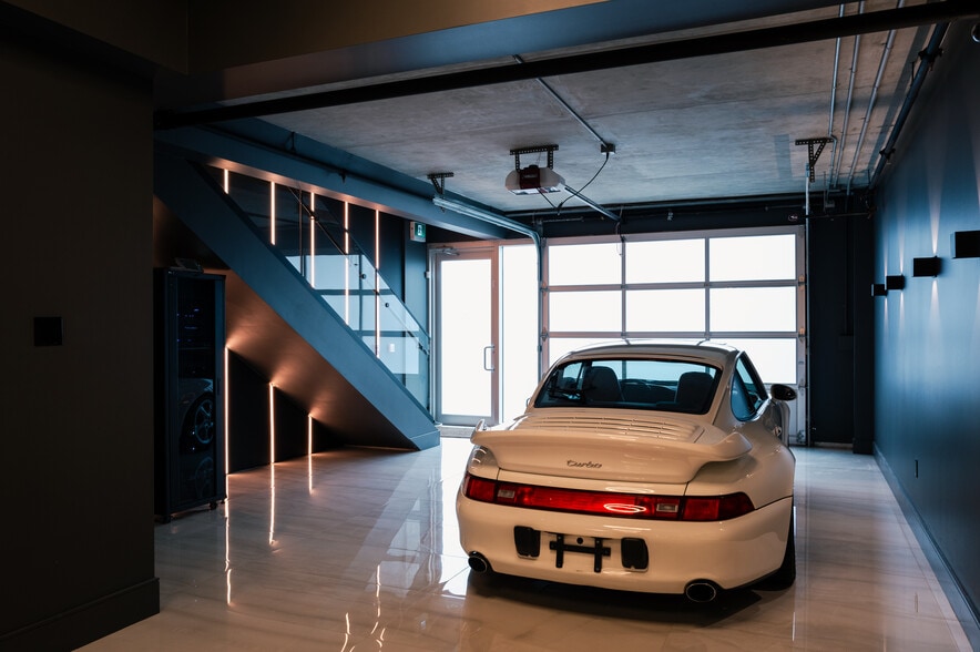 More Photos Of 13880 Wireless Way, Richmond Warehouse For Sale