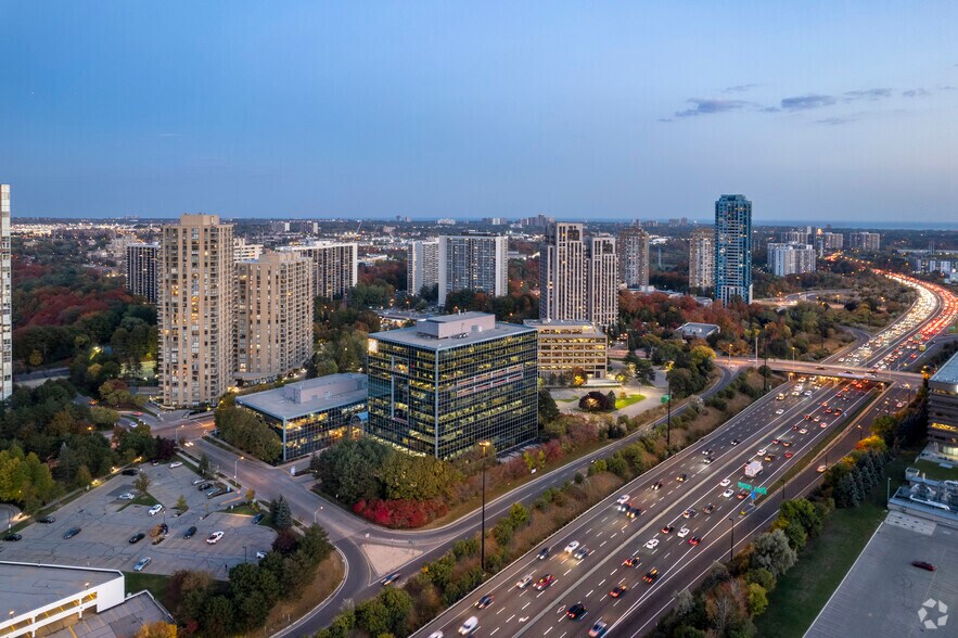 More Photos Of 3 Concorde Gate, Toronto Office For Lease