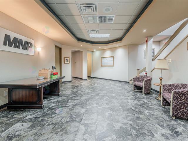 More Photos Of 212 Rue Hériot, Drummondville Office For Sale
