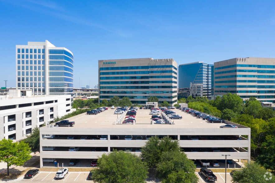 More Photos Of 5800 Granite Pky, Plano Office For Lease