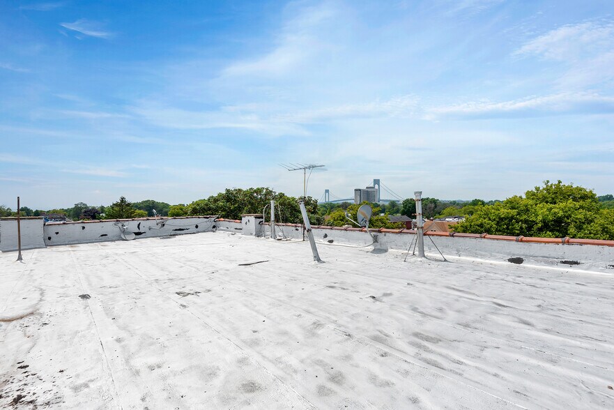 More Photos Of 8794 15th Ave, Brooklyn Apartments For Sale