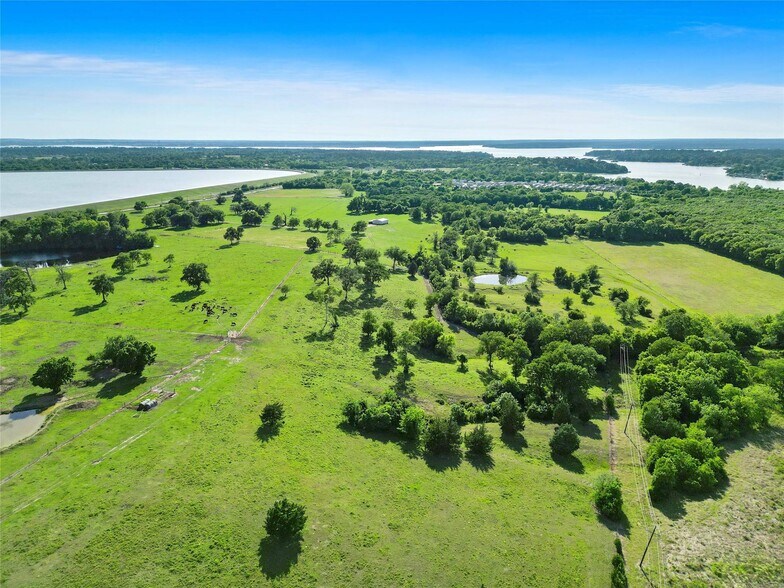 More Photos Of 11250 Longstreet Rd, Willis Land For Sale