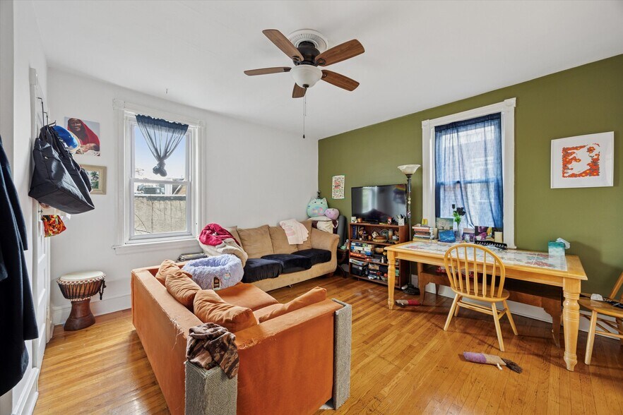 More Photos Of 238 S 45th St, Philadelphia Apartments For Sale