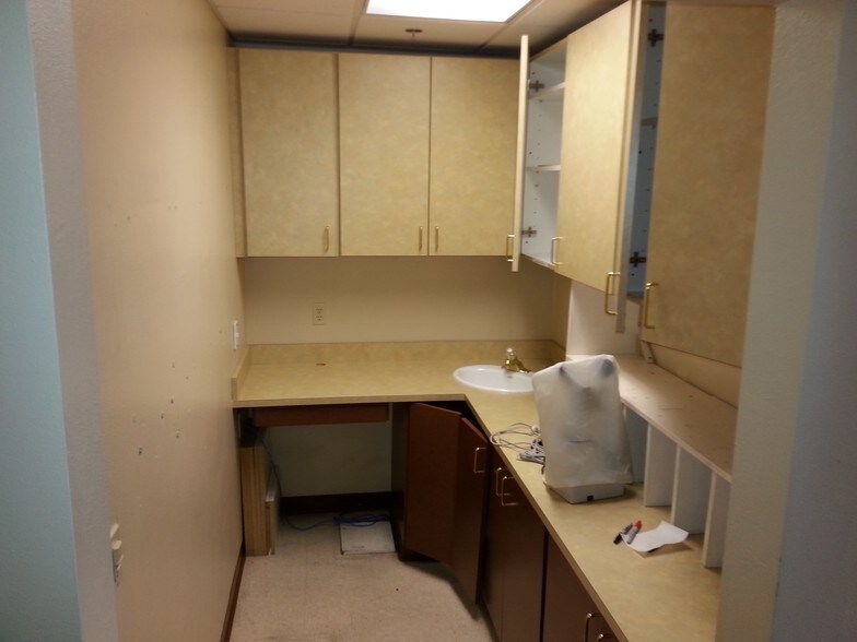 More Photos Of 31685 Temecula Pky, Temecula Freestanding For Lease