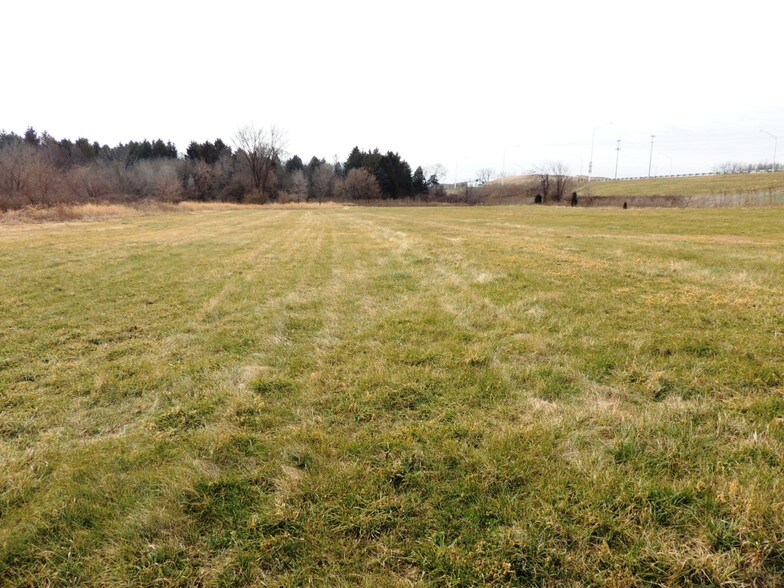 More Photos Of 7900 Brixham Rd, Rockford Land For Sale