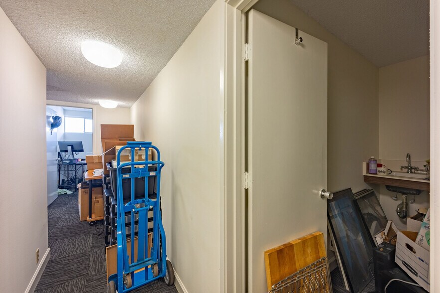 More Photos Of 667-669 Crespi Dr, Pacifica Medical For Sale