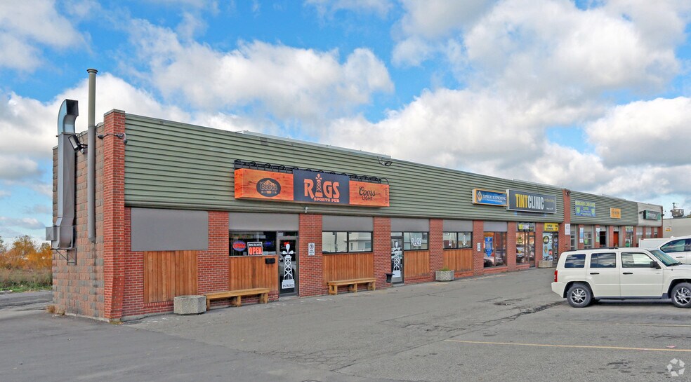 Primary Photo Of 455 Merritt St, St Catharines Freestanding For Lease