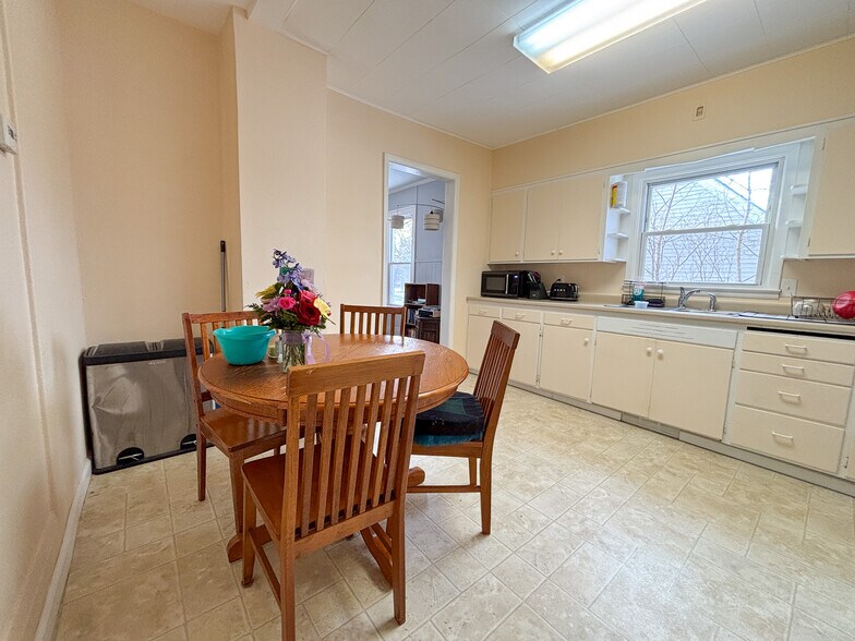 More Photos Of 424 W Birch Ave, Fergus Falls Multifamily For Sale