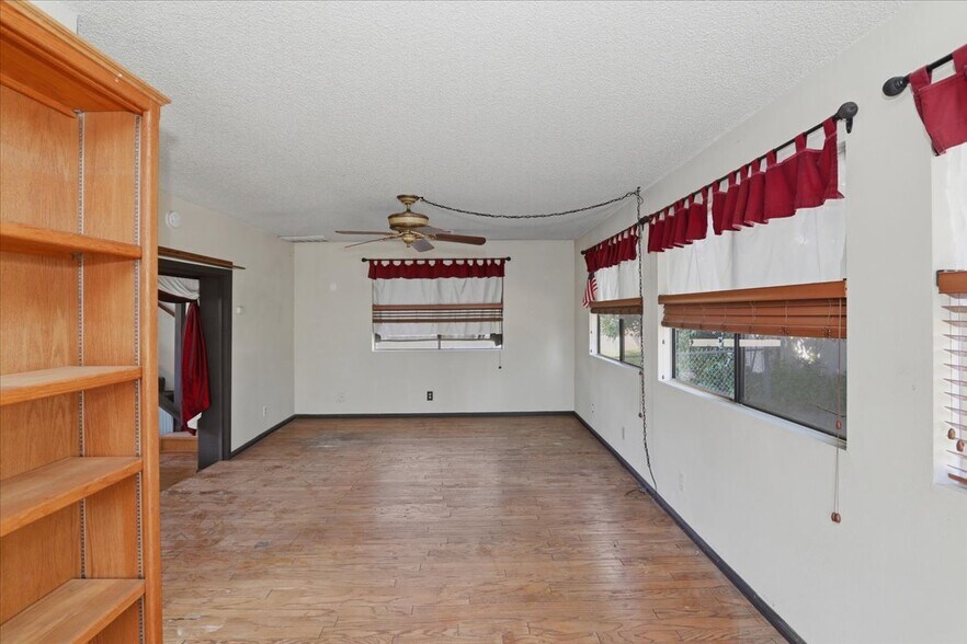More Photos Of 4266 Walnut Ave, Chino Specialty For Sale