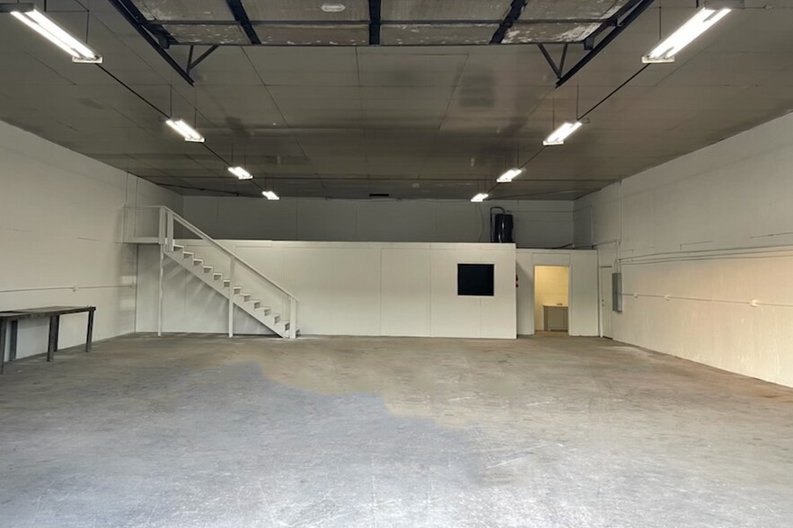 More Photos Of 4139 State Highway 150, Evanston Warehouse For Lease