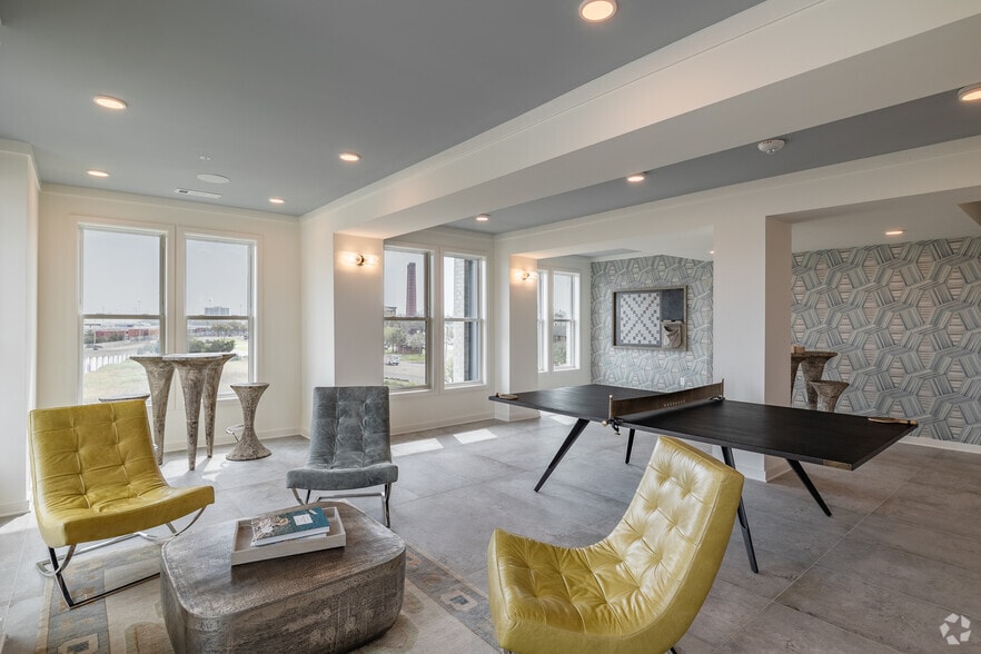 More Photos Of 838 Morrison Dr, Charleston Apartments For Lease