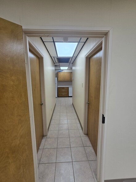 More Photos Of 3610-3616 Saturn Rd, Garland Office For Lease