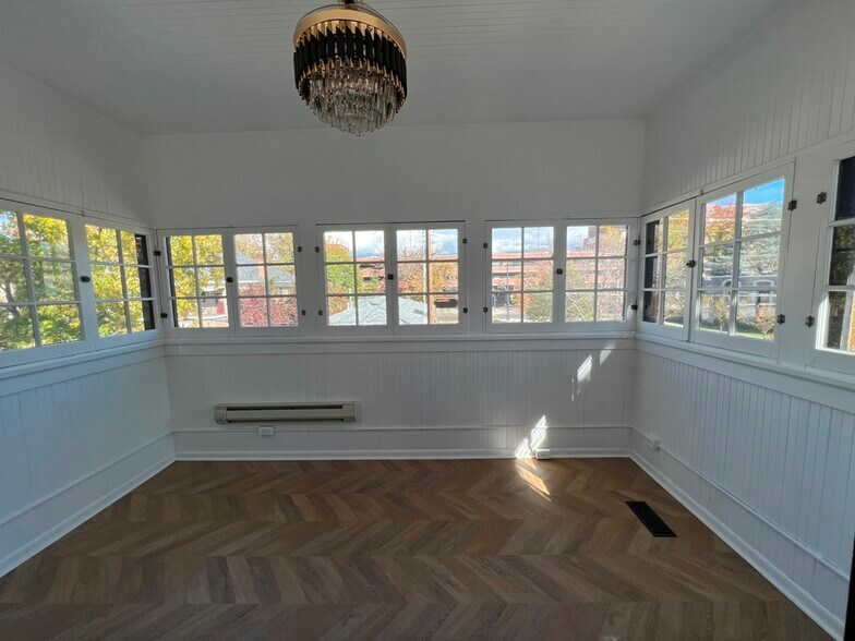 More Photos Of 100 W Main St, Boise Office Residential For Lease