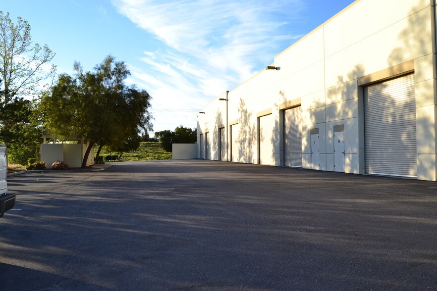 More Photos Of 41146 Elm St, Murrieta Light Distribution For Lease