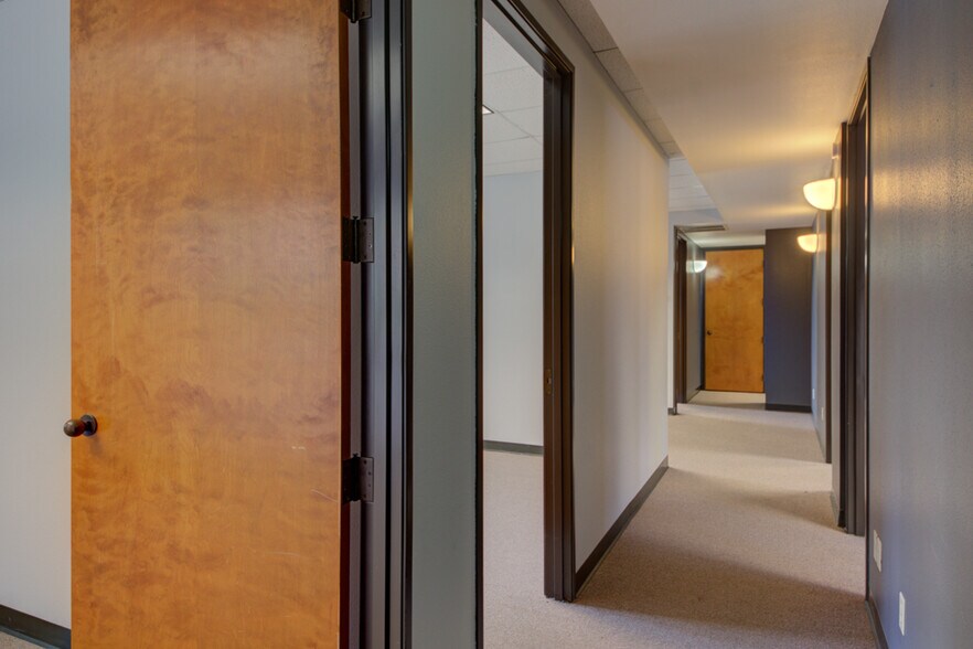 More Photos Of 11824 Jollyville Rd, Austin Medical For Lease