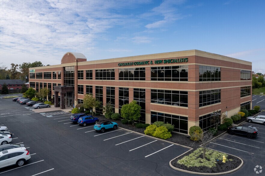 Primary Photo Of 9825 Kenwood Rd, Blue Ash Office For Lease
