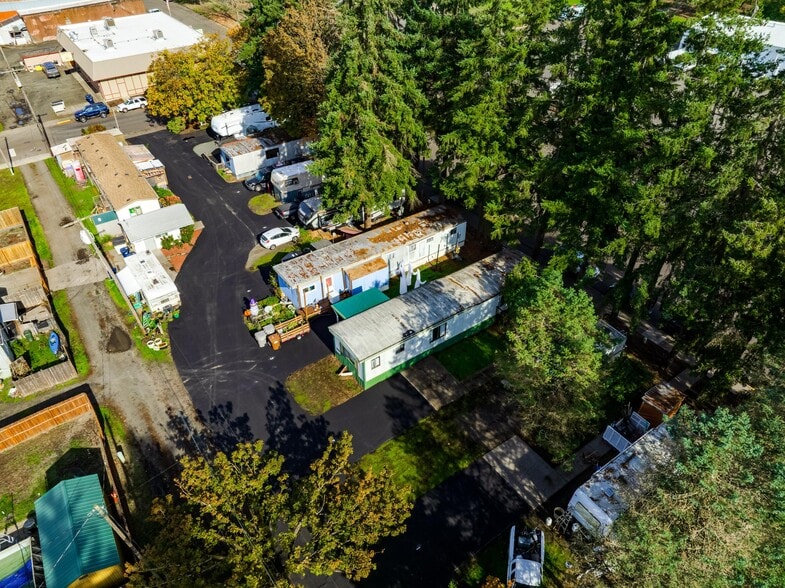 More Photos Of 351 Front St, Junction City Manufactured Housing Mobile Home Park For Sale