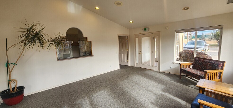 More Photos Of 111 N Park St, Cortez Medical For Lease