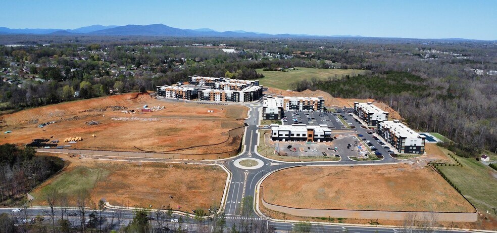 More Photos Of 1600 Graves Mill Rd, Lynchburg Unknown For Lease