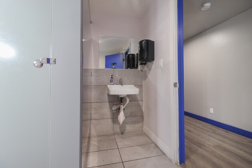 More Photos Of 110 S Garfield Ave, Montebello Medical For Sale