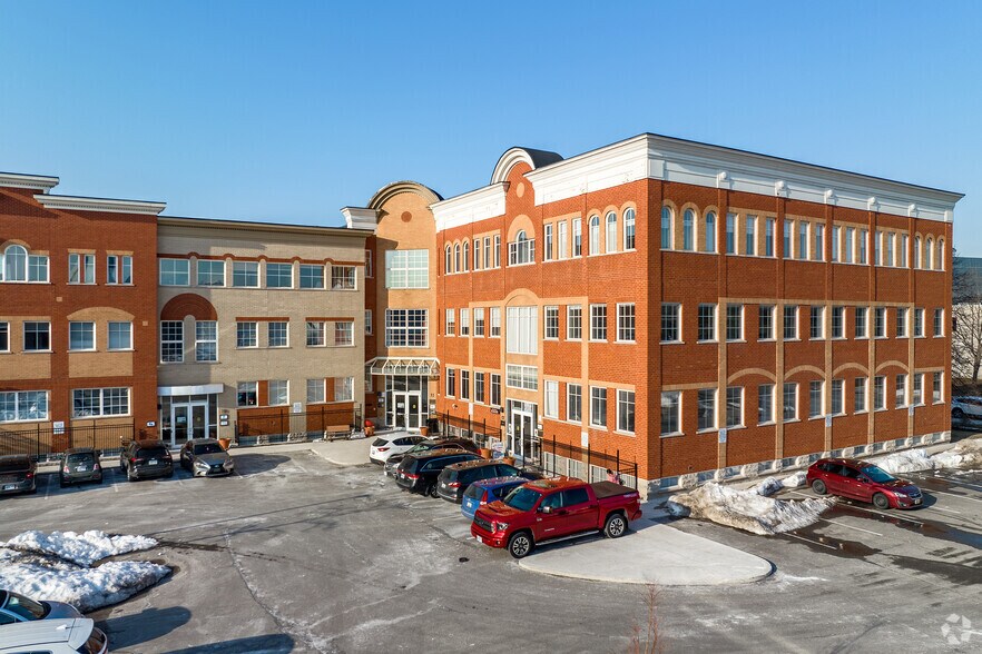 Primary Photo Of 5045 Orbitor Dr, Mississauga Medical For Lease