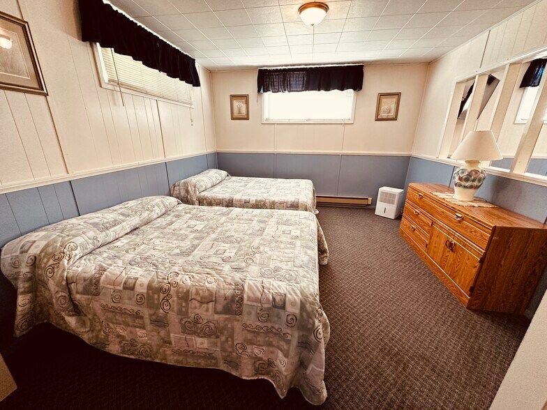 More Photos Of 107 E Main St, Bison Hotel For Sale