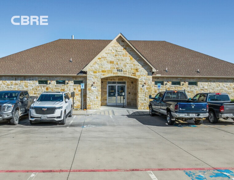 Primary Photo Of 953 Hilltop Dr, Weatherford Medical For Sale