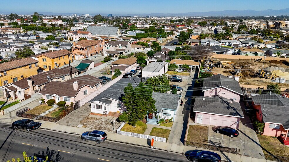 More Photos Of 339-341 E 220th St, Carson Multifamily For Sale