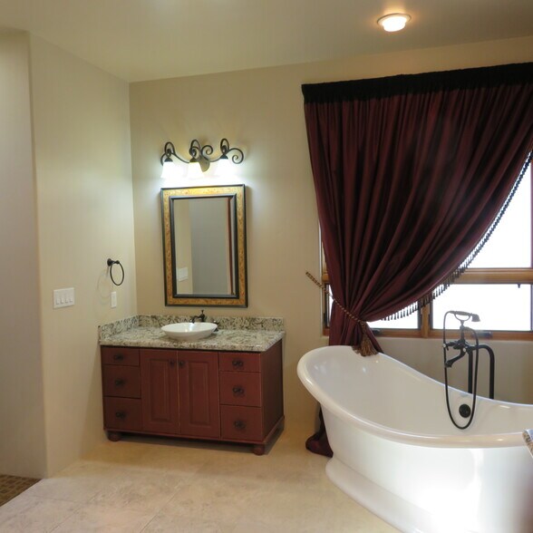 More Photos Of 1237 N Rhinestone Dr, Prescott Medical For Sale
