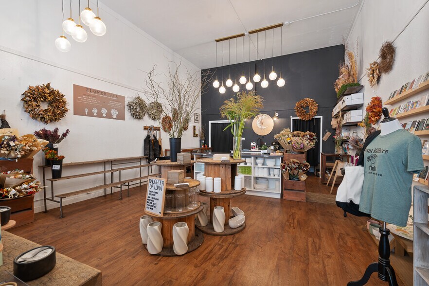 More Photos Of 106 W J St, Benicia Office For Sale