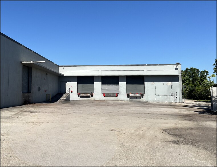 More Photos Of 901 NW 31st Ave, Fort Lauderdale Warehouse For Lease