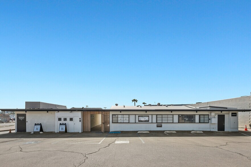 More Photos Of 8939 La Mesa Blvd, La Mesa Medical For Lease