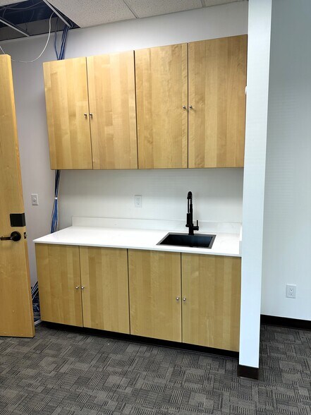 More Photos Of 3775 Brickway Blvd, Santa Rosa Medical For Lease