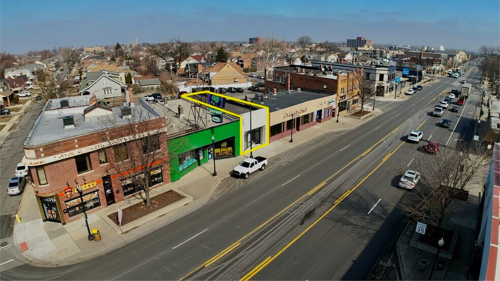 More Photos Of 13928 Michigan Ave, Dearborn Storefront Retail Office For Lease
