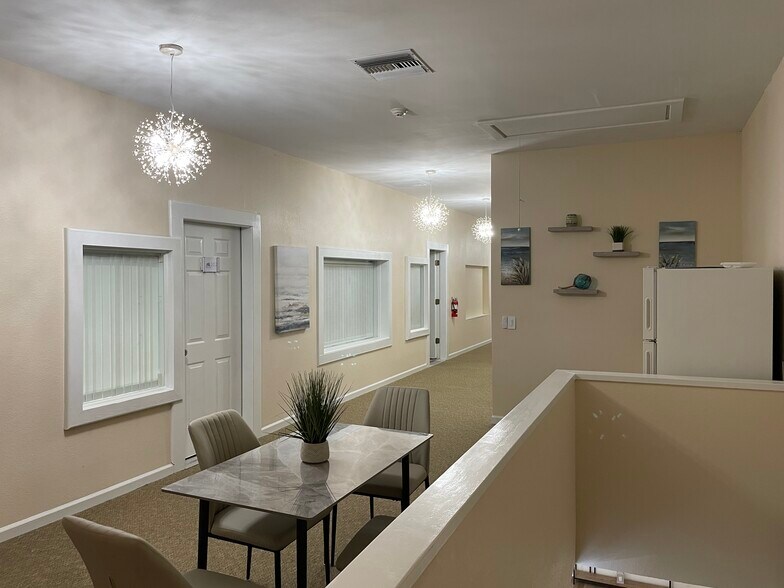 More Photos Of 910 S 8th St, Fernandina Beach Loft Creative Space For Lease