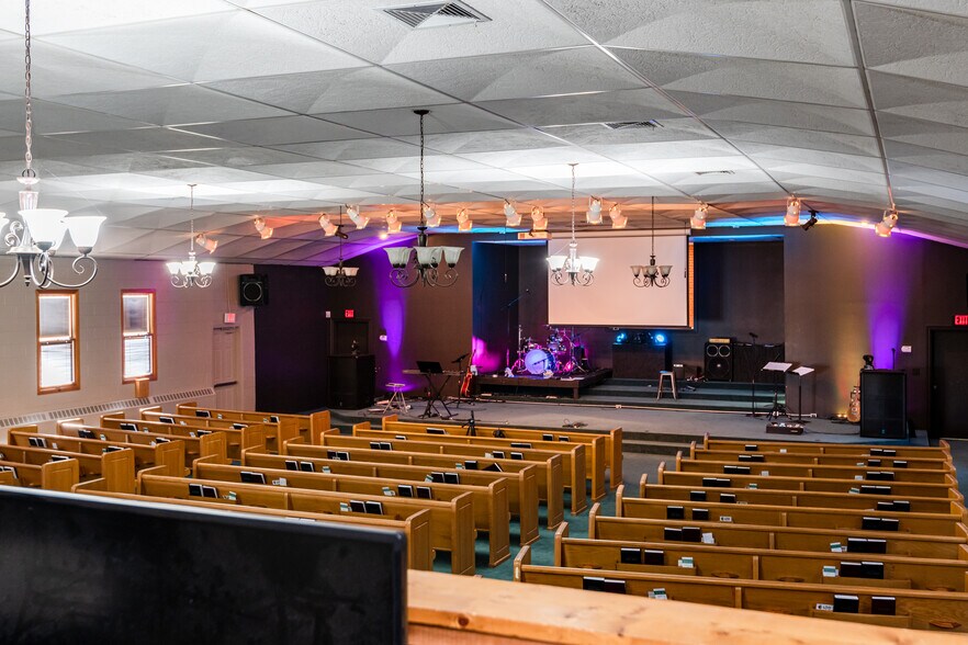 More Photos Of 4445 Wilmington Pike, Dayton Religious Facility For Sale