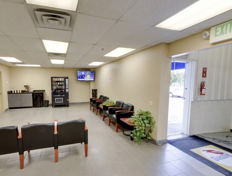 More Photos Of 9400 Liberty Rd, Randallstown Auto Dealership For Sale