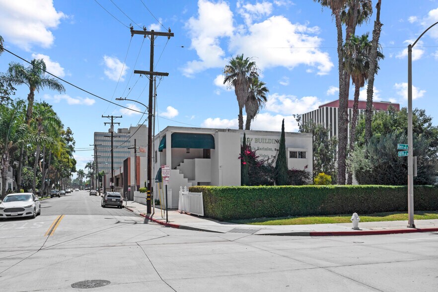 More Photos Of 444 W 10th St, Santa Ana Medical For Sale