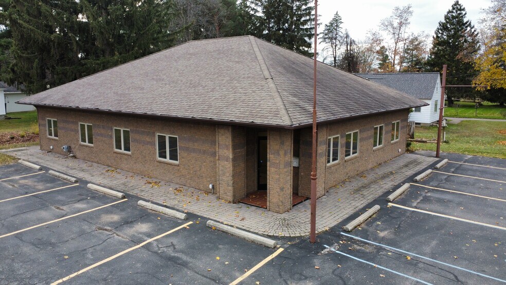 Primary Photo Of 601 W Corunna Ave, Corunna Office For Lease