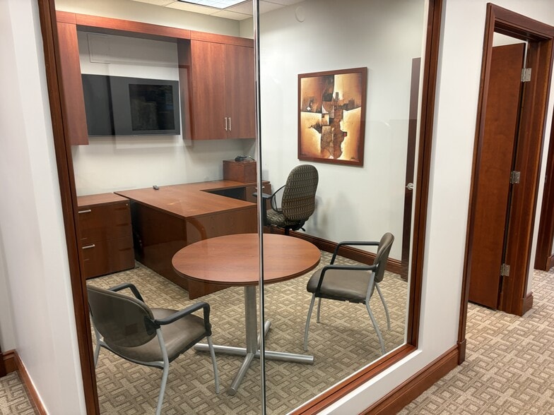 More Photos Of 1961 NW 150th Ave, Pembroke Pines Office For Lease