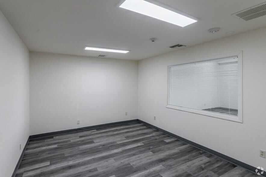 More Photos Of 1111 W Town and Country Rd, Orange Medical For Sale